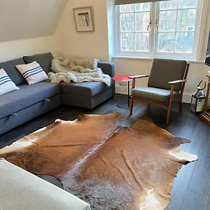 Peaceful Flat In The Park Nottingham