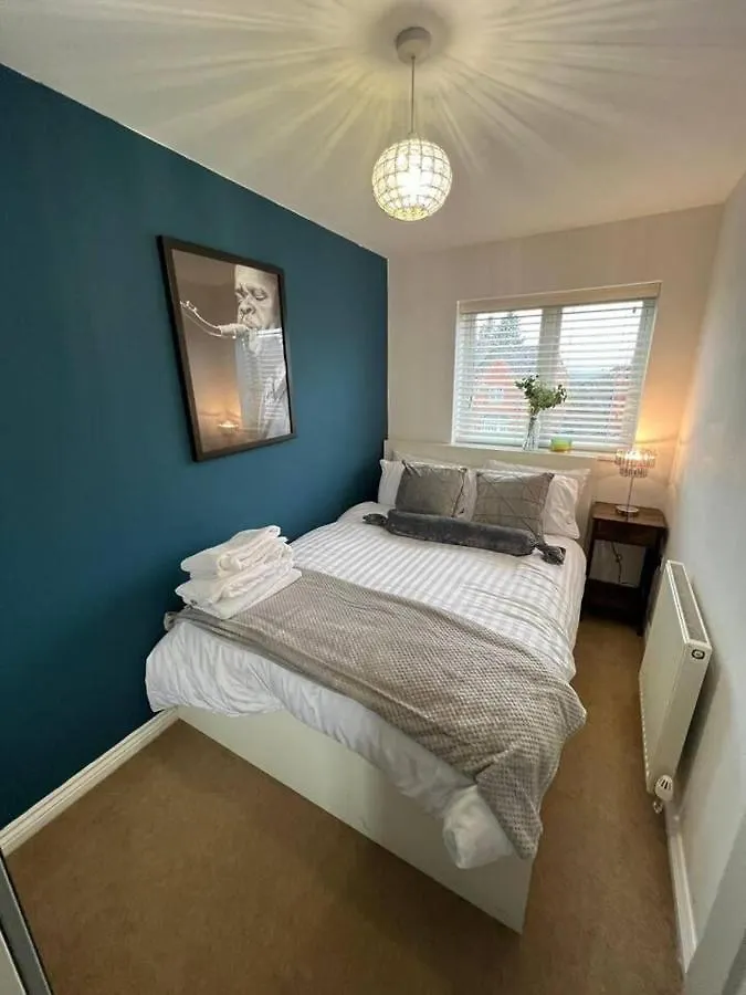 Charming 2-Bed Home In The Heart Of Nottingham